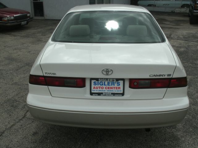 Toyota Camry 1999 photo 16