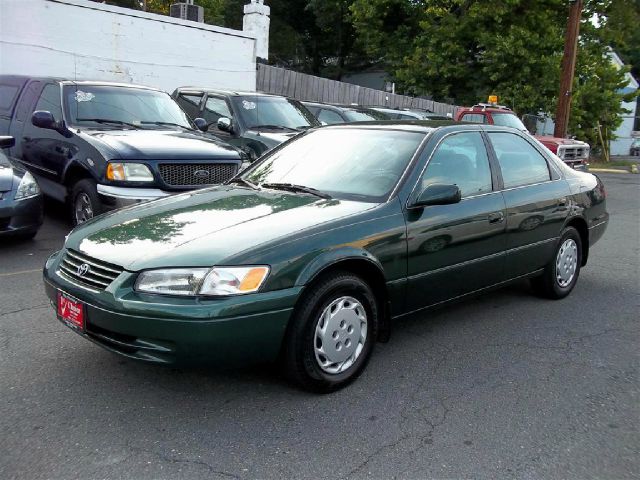 Toyota Camry X Sedan