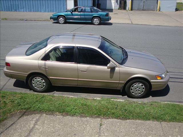 Toyota Camry 1999 photo 1