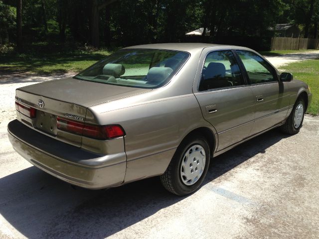 Toyota Camry 1999 photo 2