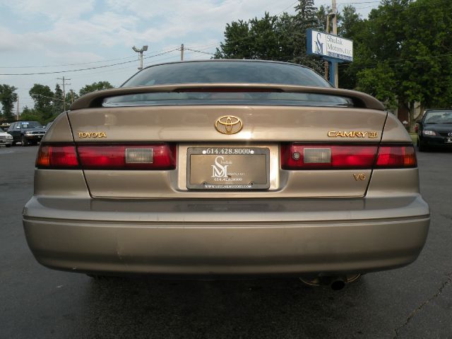 Toyota Camry 1999 photo 9