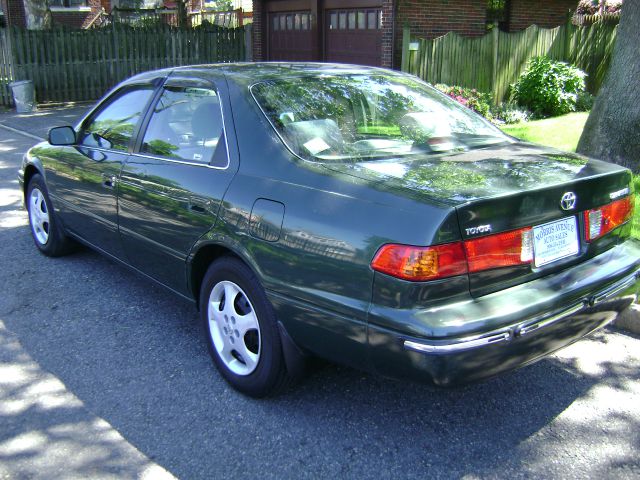 Toyota Camry 2000 photo 12