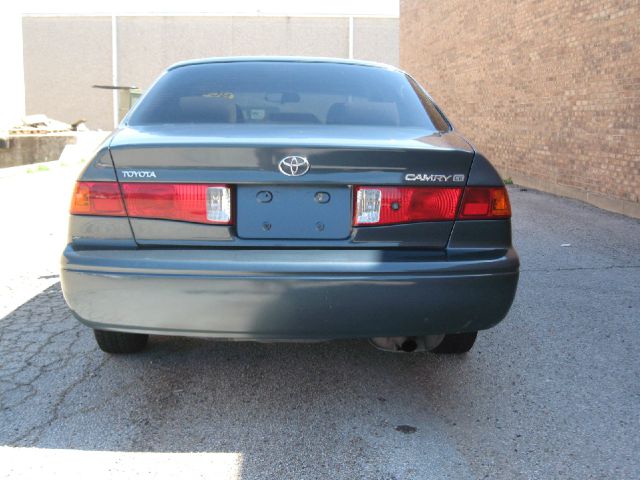 Toyota Camry 2000 photo 4