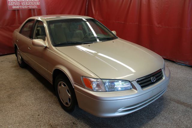 Toyota Camry 2000 photo 17