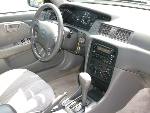 Toyota Camry 2000 photo 14