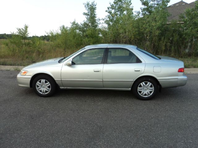 Toyota Camry 2000 photo 4