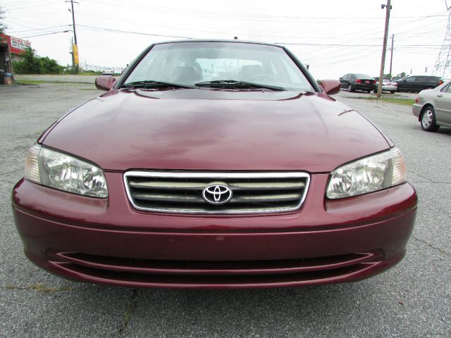 Toyota Camry 2000 photo 1