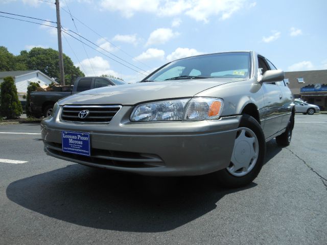 Toyota Camry 2000 photo 3