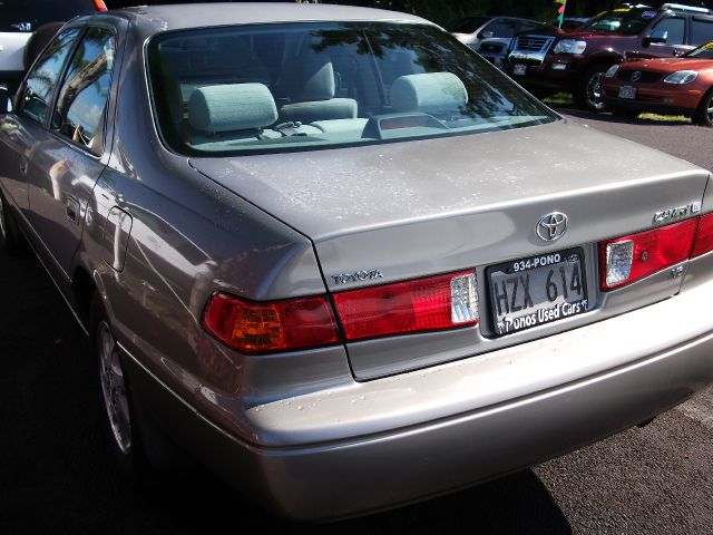 Toyota Camry 2000 photo 4