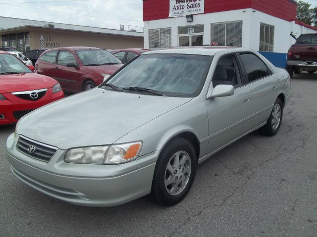 Toyota Camry X Sedan