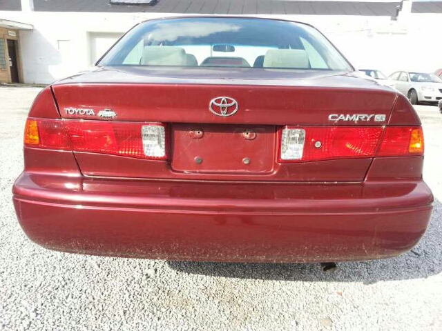 Toyota Camry 2000 photo 9