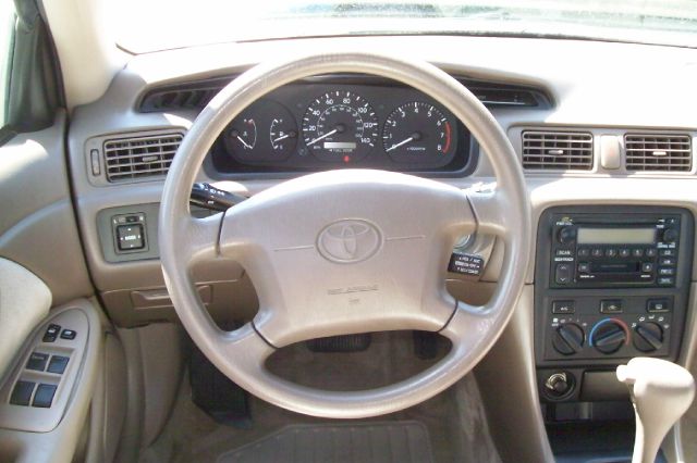 Toyota Camry SEL Sport Utility 4D Sedan