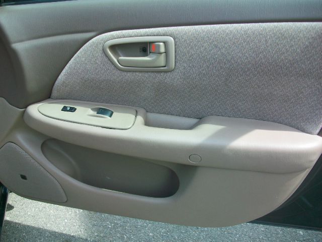 Toyota Camry 2000 photo 6