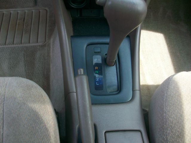 Toyota Camry 2000 photo 8