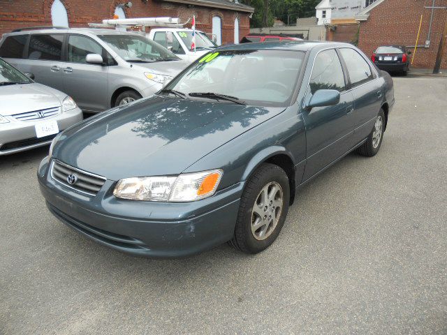 Toyota Camry 2000 photo 3