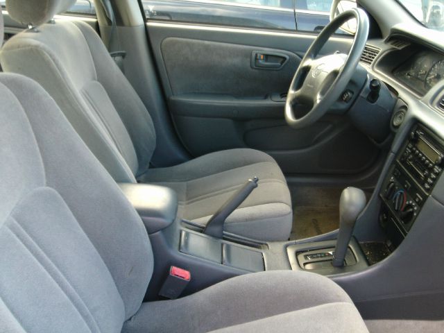 Toyota Camry 2000 photo 3