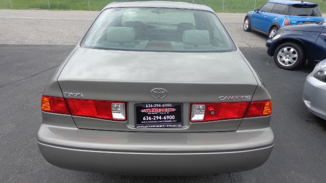 Toyota Camry 2000 photo 7