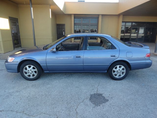 Toyota Camry X Sedan