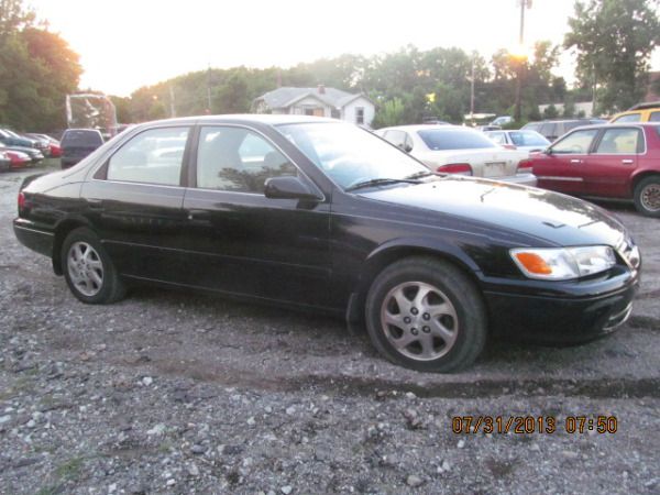 Toyota Camry 2000 photo 3