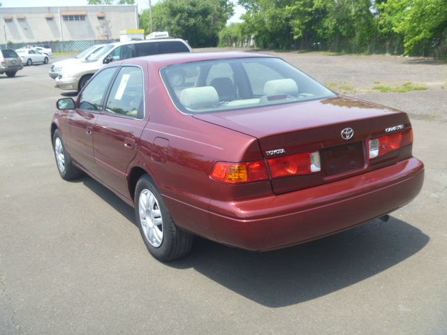 Toyota Camry 2000 photo 11