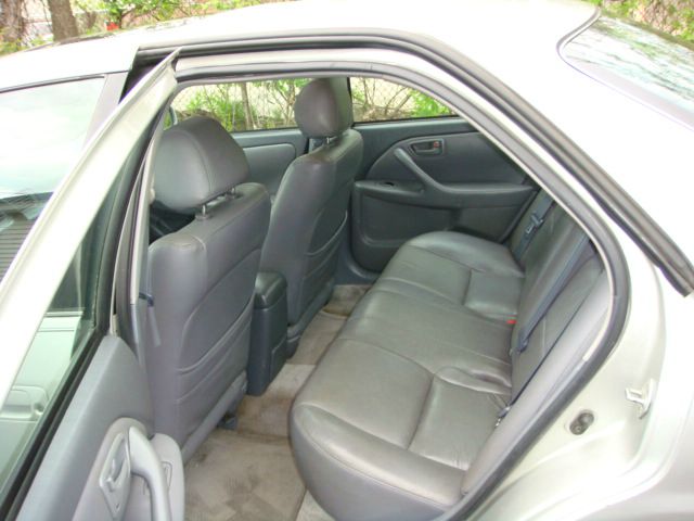 Toyota Camry 2000 photo 1