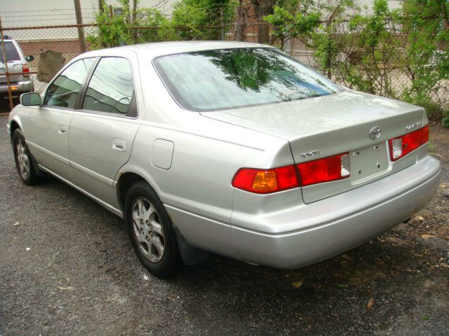 Toyota Camry 2000 photo 4