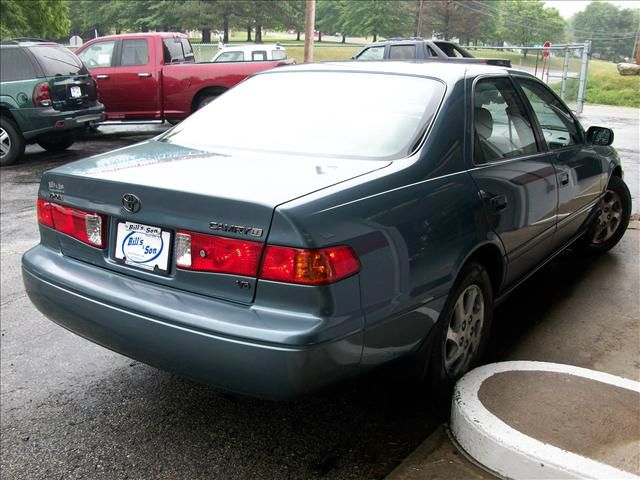 Toyota Camry 2000 photo 7