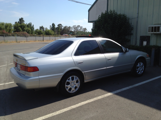 Toyota Camry 2001 photo 3