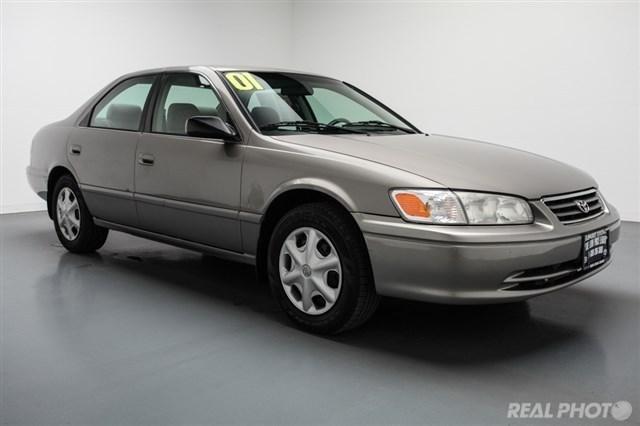 Toyota Camry 2001 photo 2