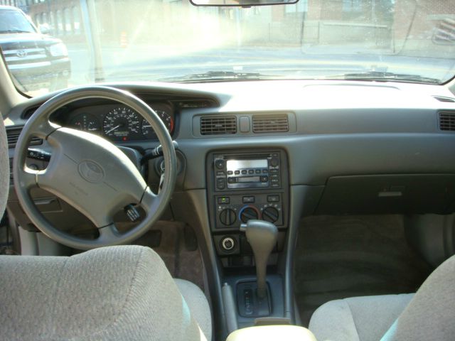 Toyota Camry 2001 photo 2