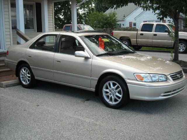 Toyota Camry 2001 photo 2