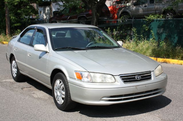 Toyota Camry 2001 photo 2