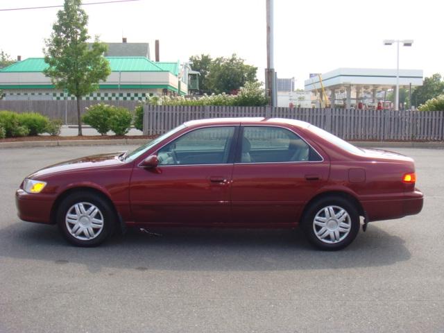 Toyota Camry 2001 photo 1