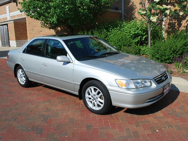 Toyota Camry Ext. Cab 6.5-ft. Bed 4WD Sedan