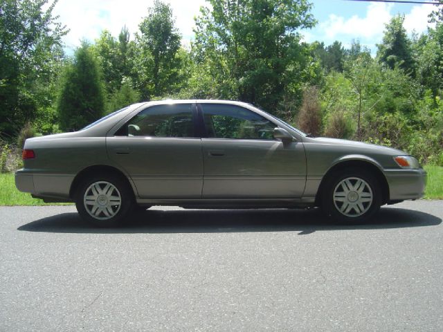 Toyota Camry 2001 photo 3