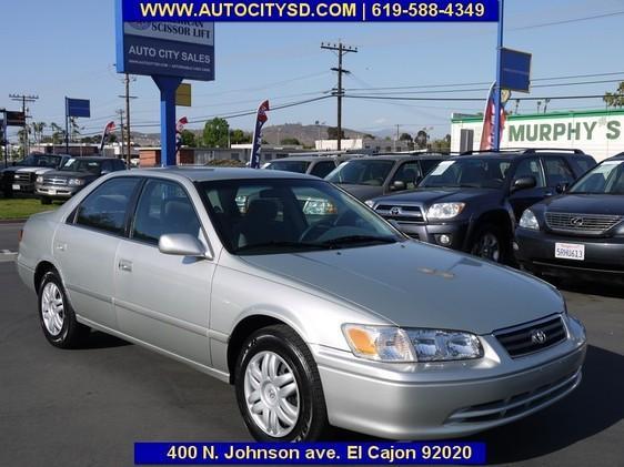 Toyota Camry 2001 photo 2