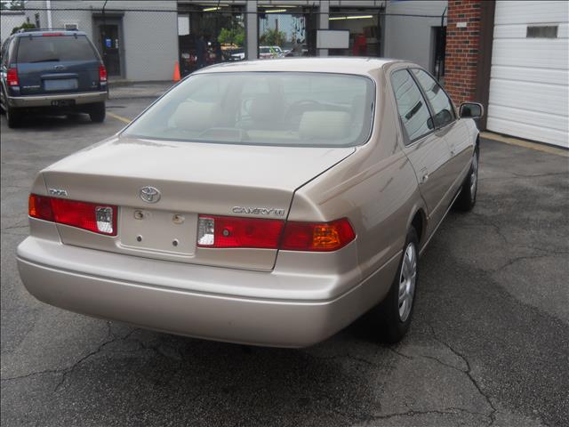 Toyota Camry 2001 photo 1