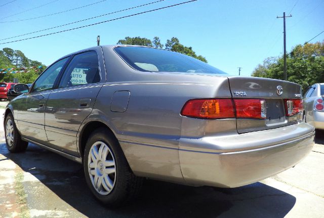 Toyota Camry 2001 photo 3