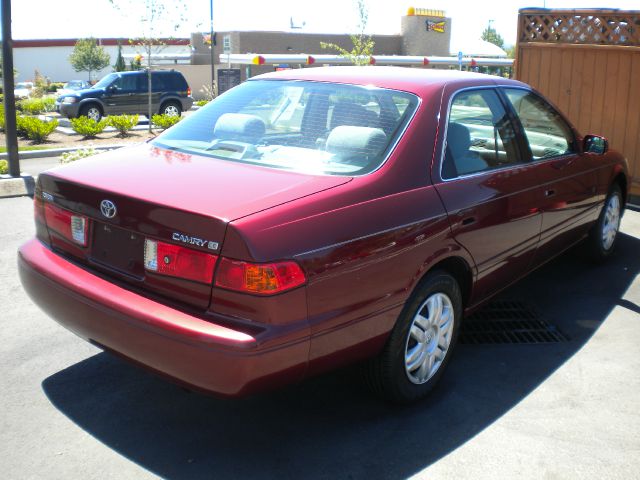 Toyota Camry 2001 photo 1