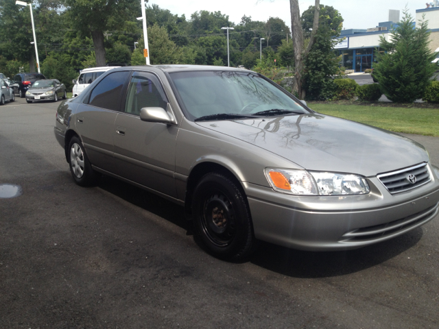 Toyota Camry 2001 photo 1