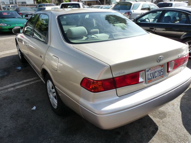 Toyota Camry 2001 photo 4