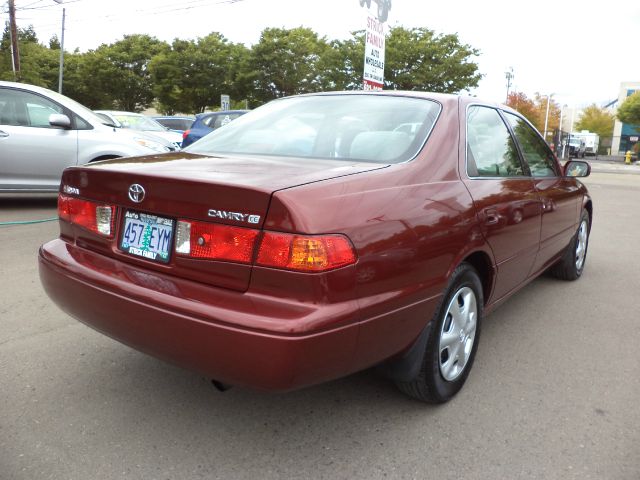 Toyota Camry 2001 photo 1