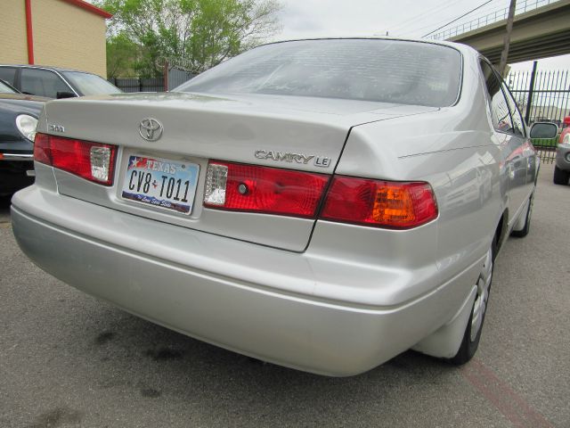 Toyota Camry 2001 photo 11