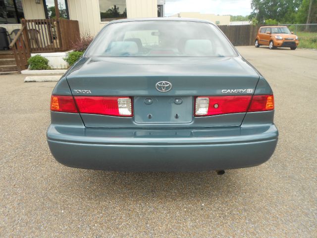 Toyota Camry 2001 photo 13