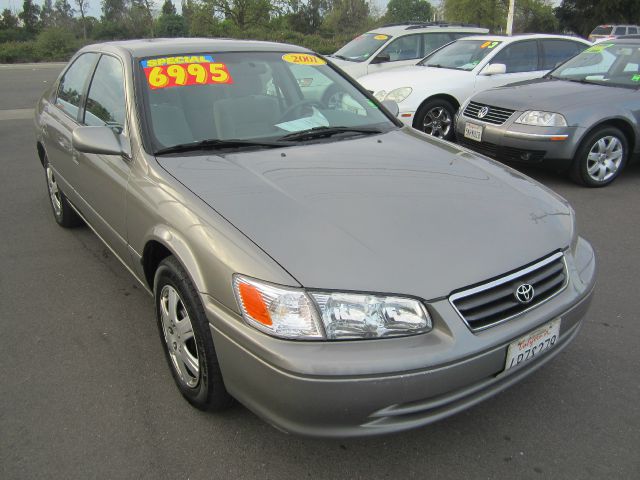 Toyota Camry 2001 photo 4