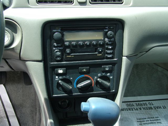 Toyota Camry 2001 photo 3