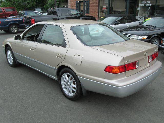 Toyota Camry 2001 photo 3