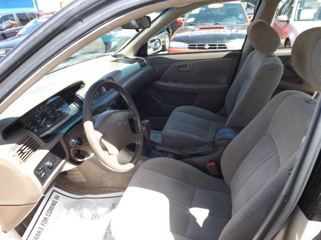 Toyota Camry 2001 photo 2