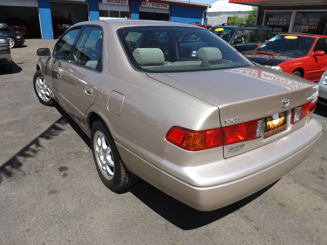 Toyota Camry 2001 photo 7