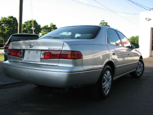 Toyota Camry 2001 photo 21